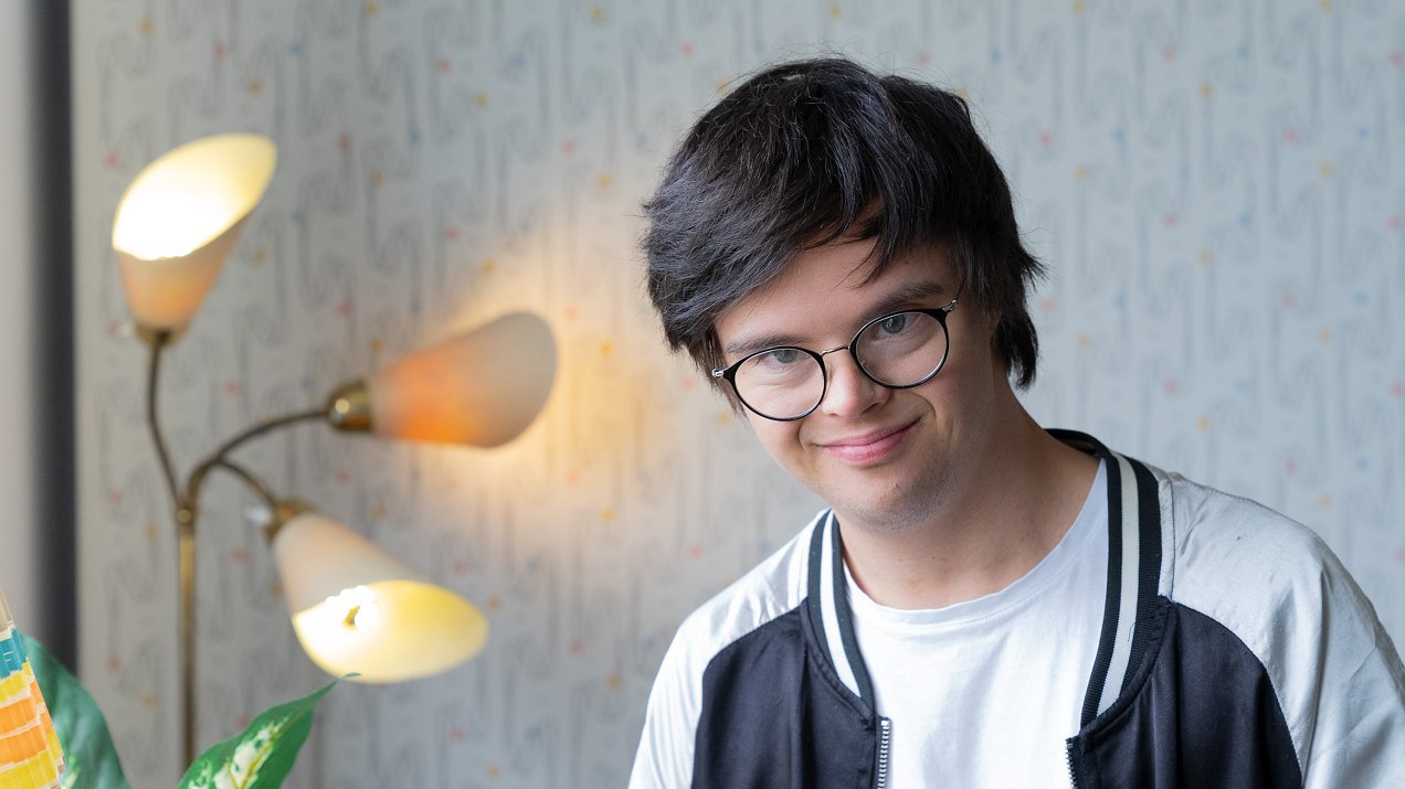 Leo im Rundfunkmuseum Fürth – Ein engagierter Mitarbeiter, der Besuchern viel über Rundfunkgeschichte erklärt.